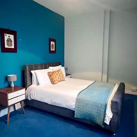 ברמינגהאם The Blue Piano Guesthouse מראה חיצוני תמונה